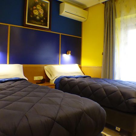 Hotel Tripolis Tolède Extérieur photo