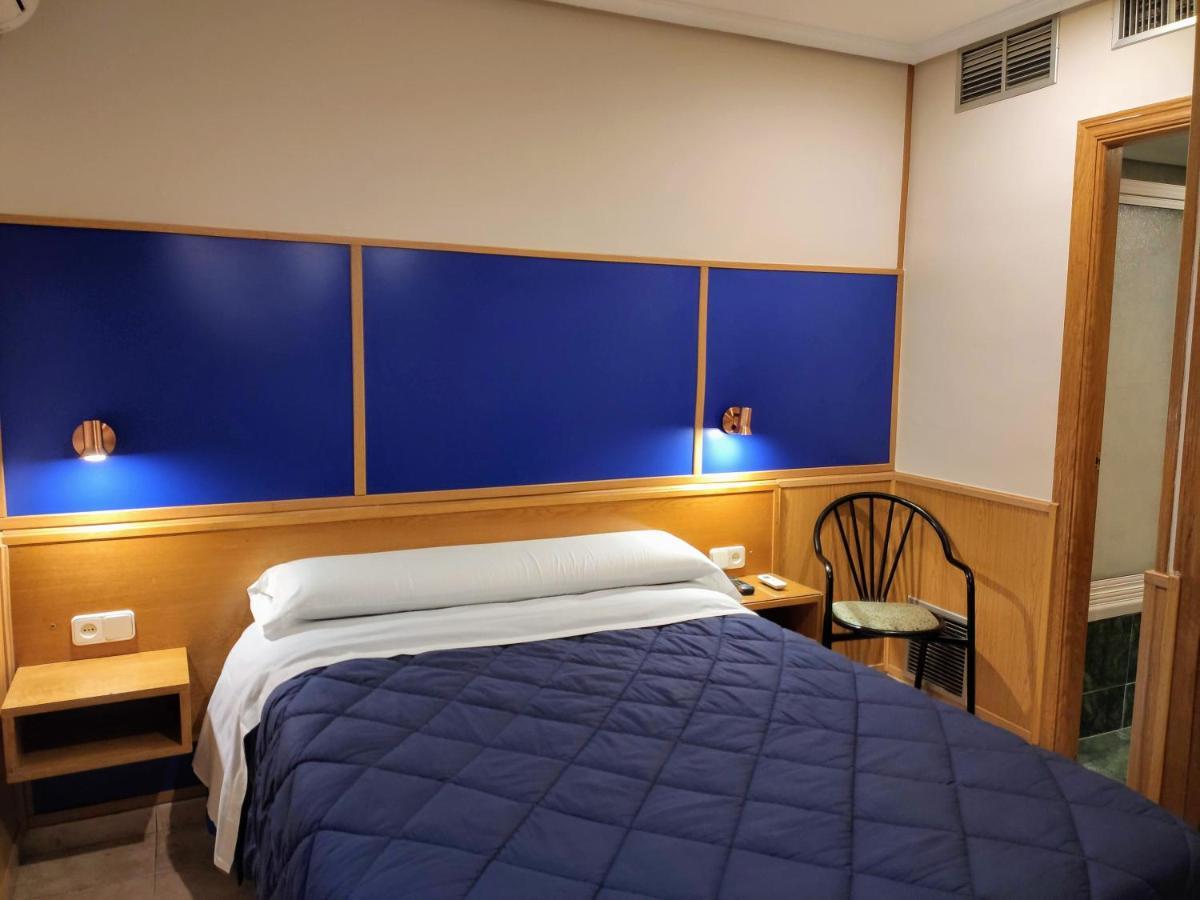 Hotel Tripolis Tolède Extérieur photo