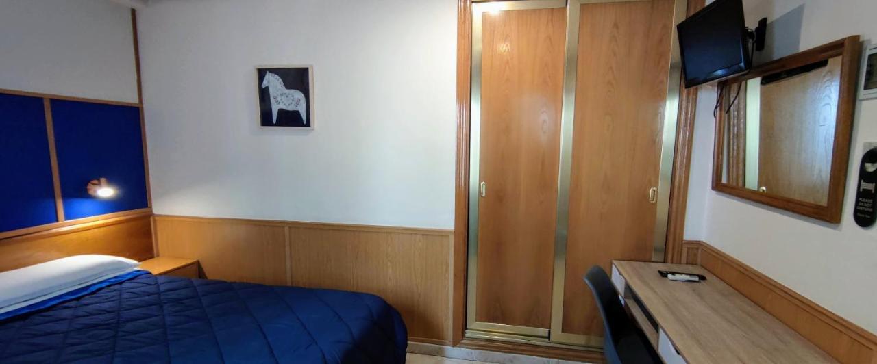 Hotel Tripolis Tolède Extérieur photo
