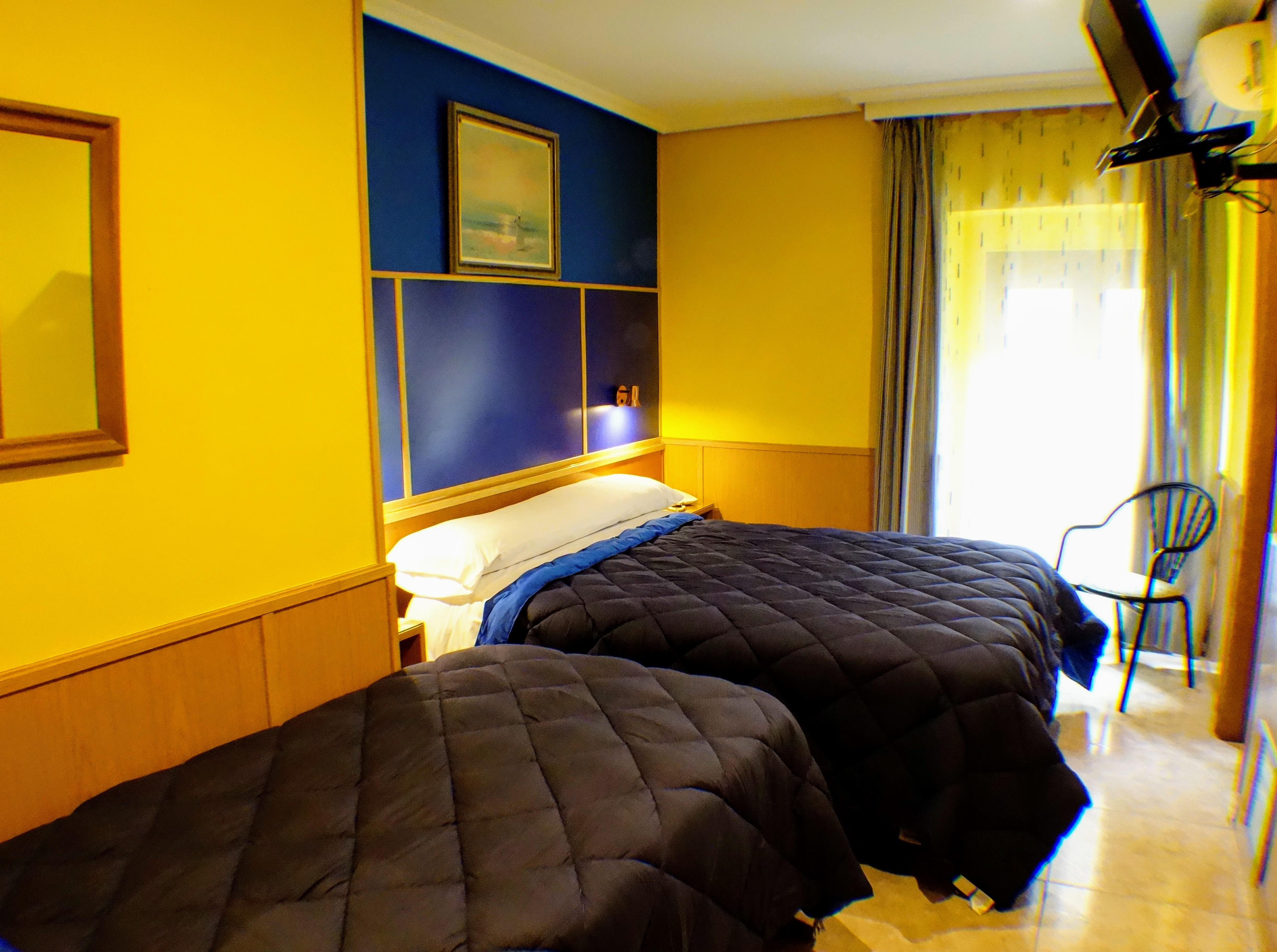 Hotel Tripolis Tolède Extérieur photo