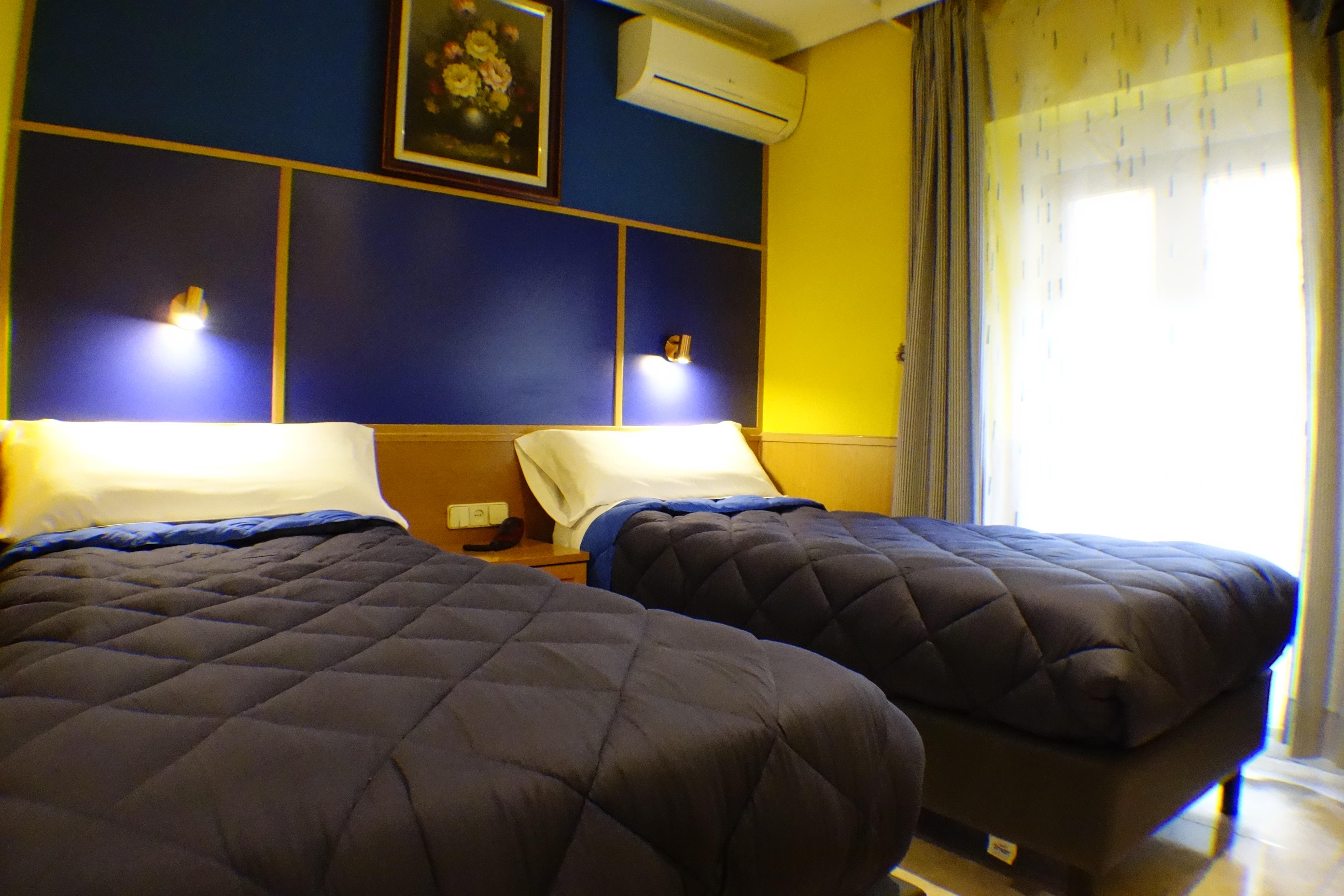 Hotel Tripolis Tolède Extérieur photo