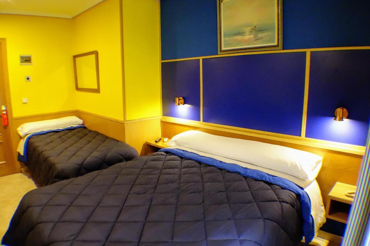 Hotel Tripolis Tolède Extérieur photo
